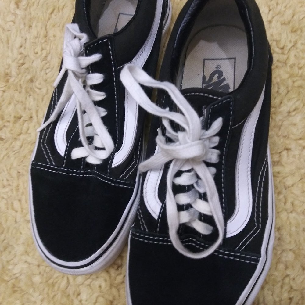 Black Vans